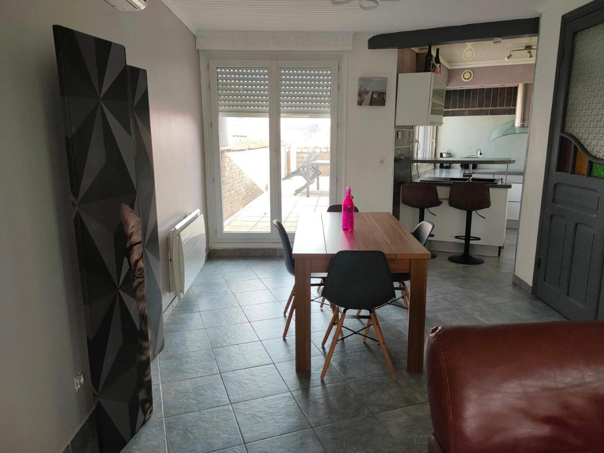Appartement 2 Chambres Spacieuses Avec Terrasse Brouckerque 外观 照片